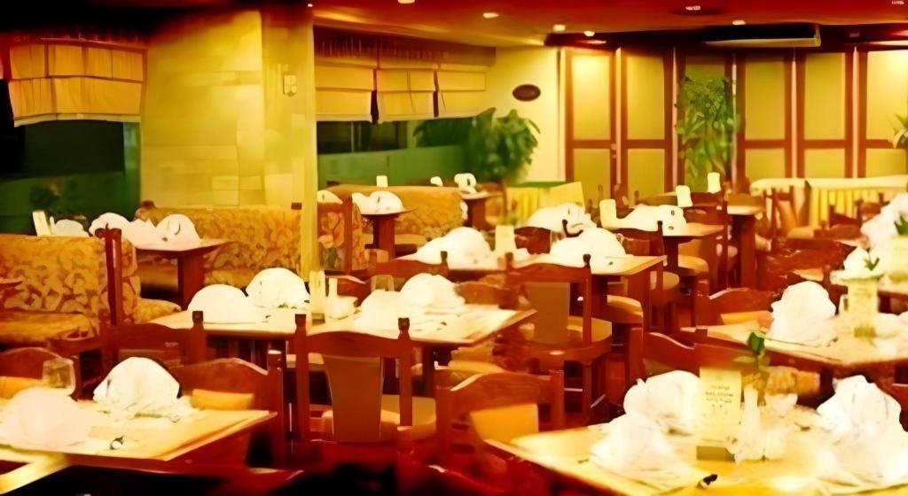 Sofyan Hotel Cut Meutia Jakarta Exterior foto