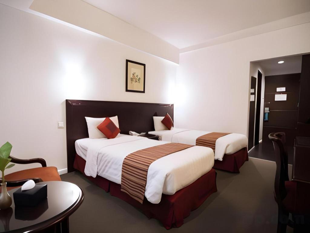 Sofyan Hotel Cut Meutia Jakarta Exterior foto